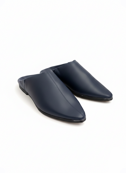 Balgha babouche en bleu marine e caftan nawal